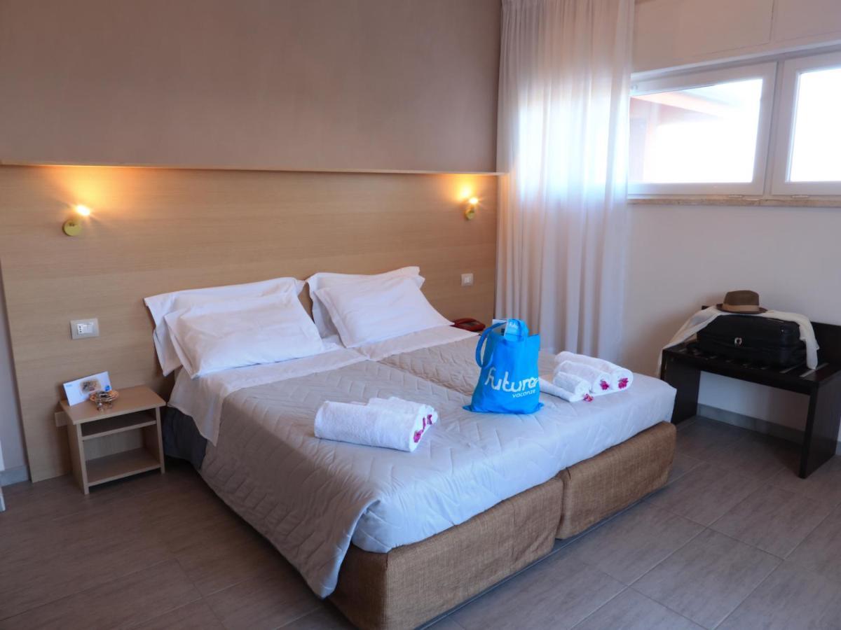 Amareclub Club Casarossa Hotel Crotone Buitenkant foto