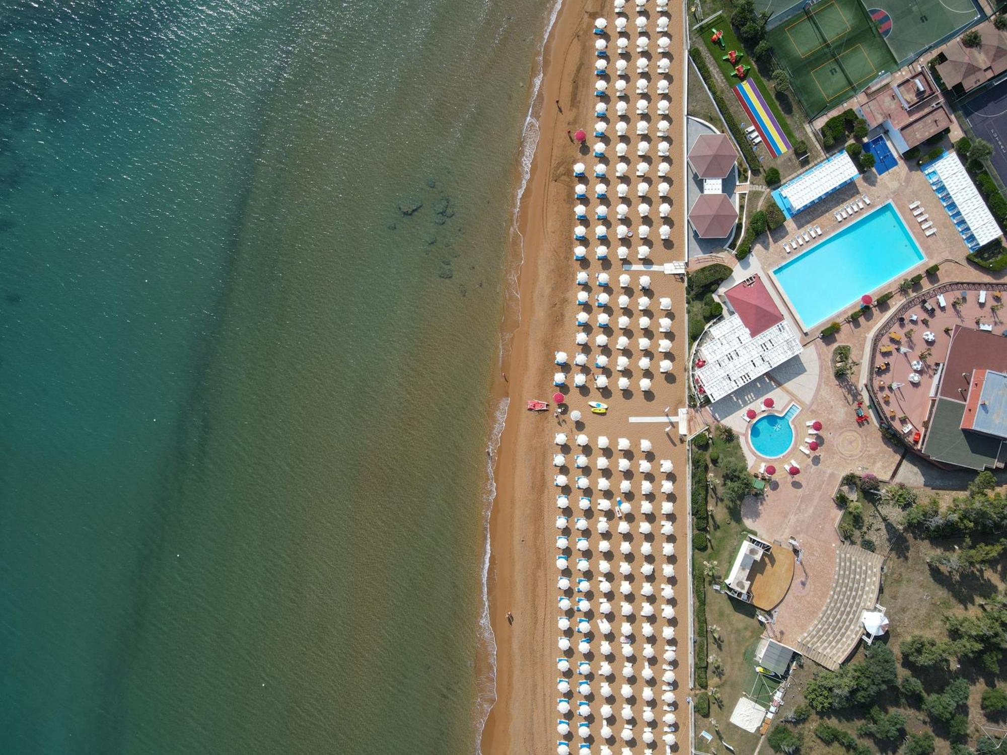 Amareclub Club Casarossa Hotel Crotone Buitenkant foto